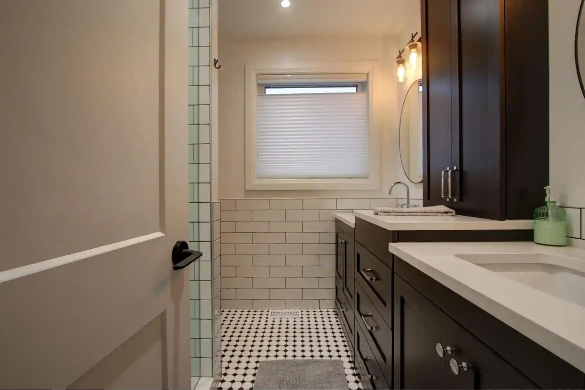 Bathroom Renovation in East York: 5 Space-Saving Ideas for Tiny Bathrooms in Older Toronto Homes