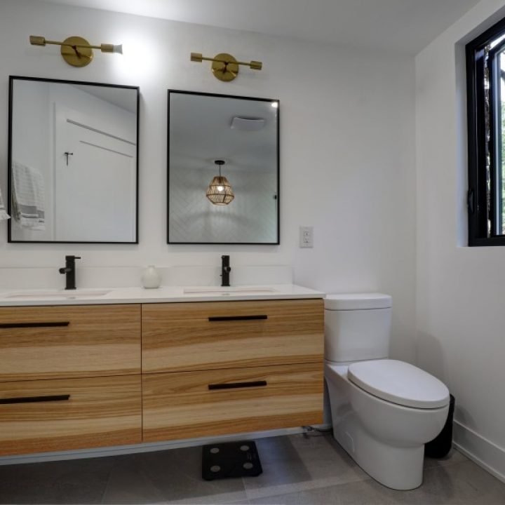 riverdale-bathroom-4.jpg
